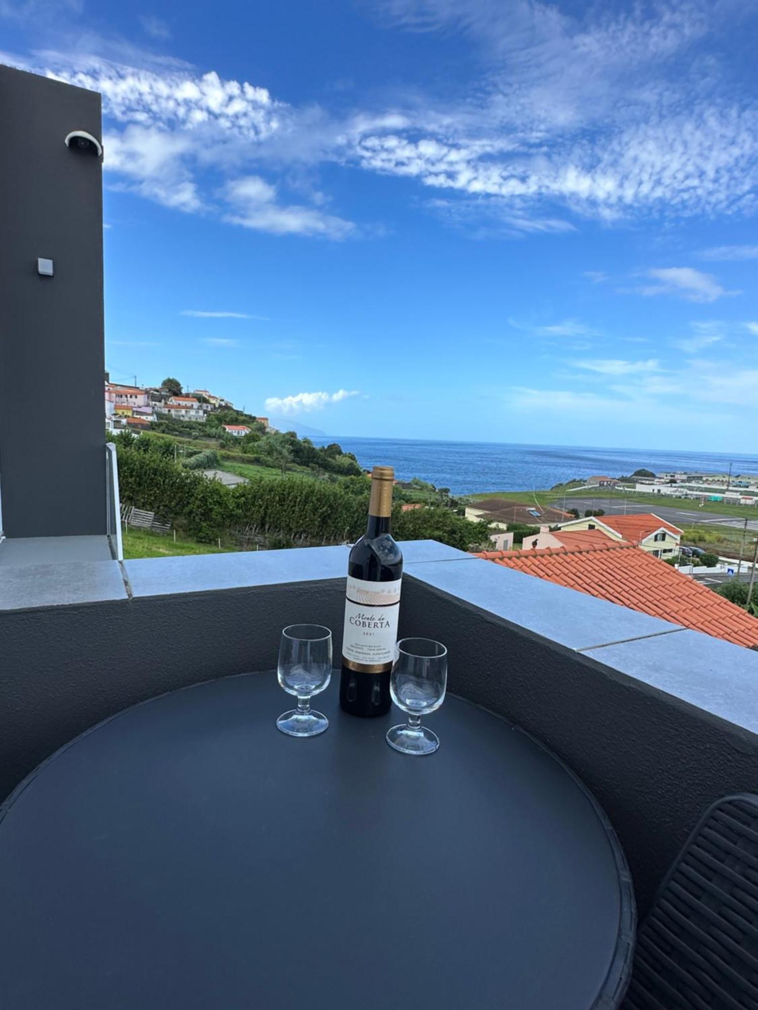 Paradise Apartments III Santa Cruz das Flores Εξωτερικό φωτογραφία