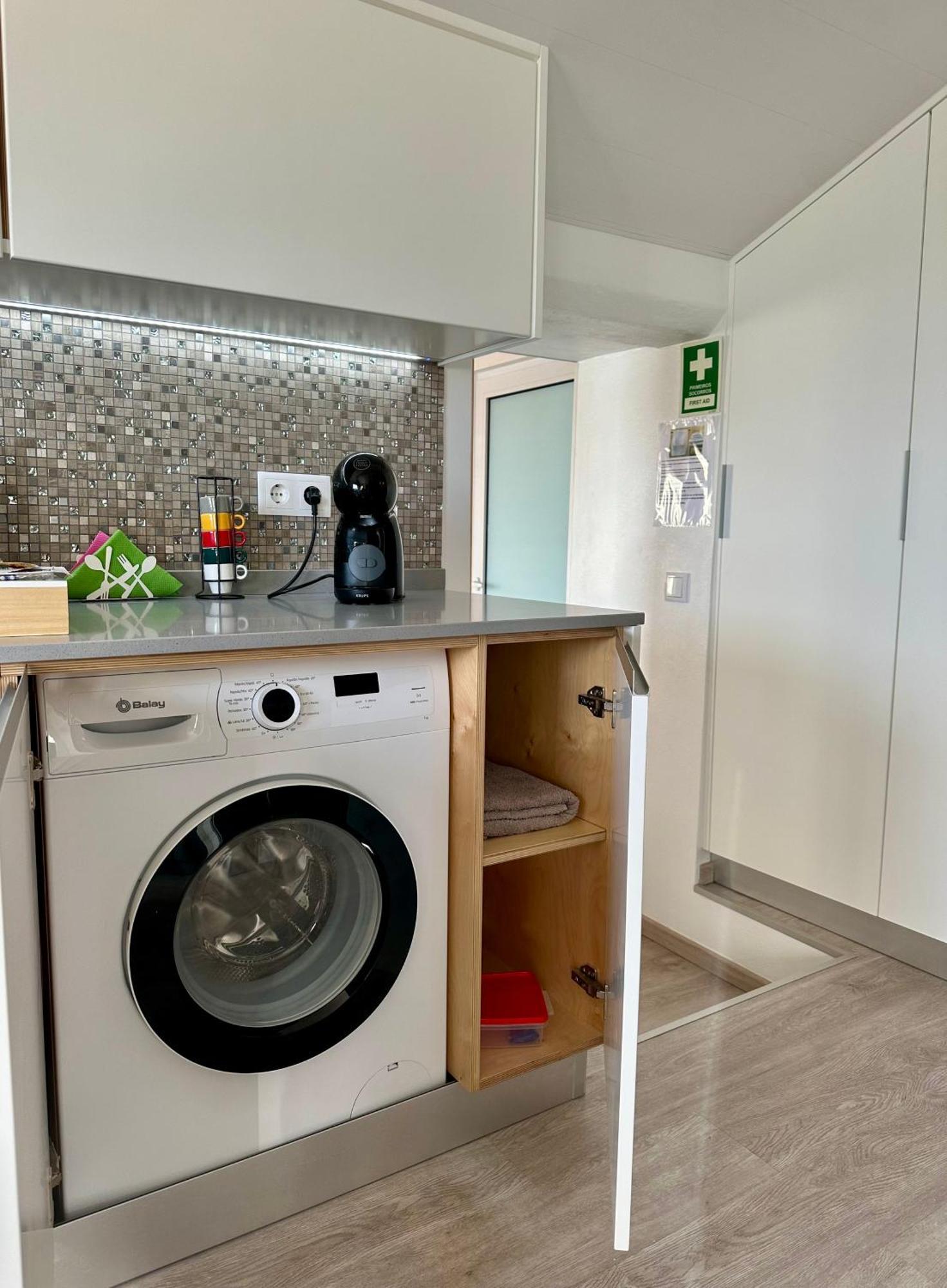 Paradise Apartments III Santa Cruz das Flores Εξωτερικό φωτογραφία